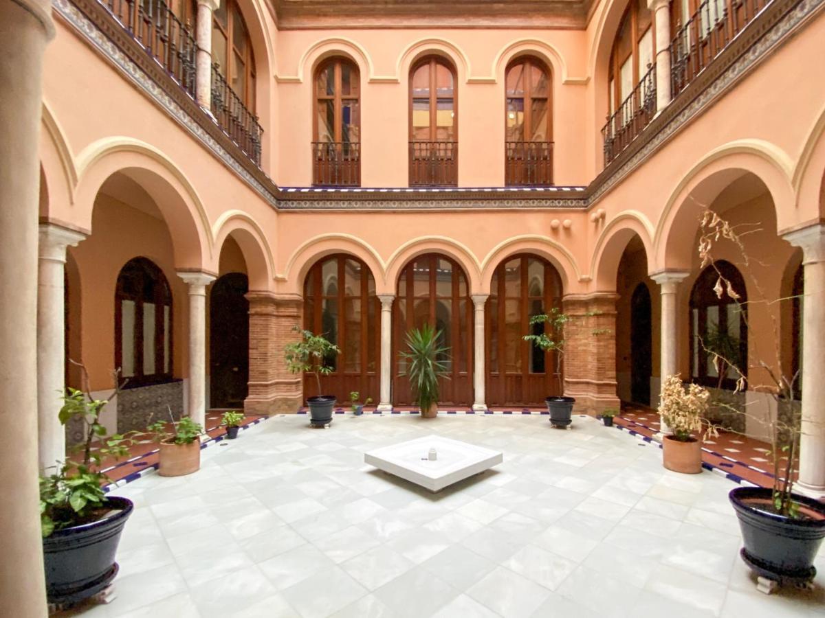The Old Print House - Space Maison Apartments Севиля Екстериор снимка